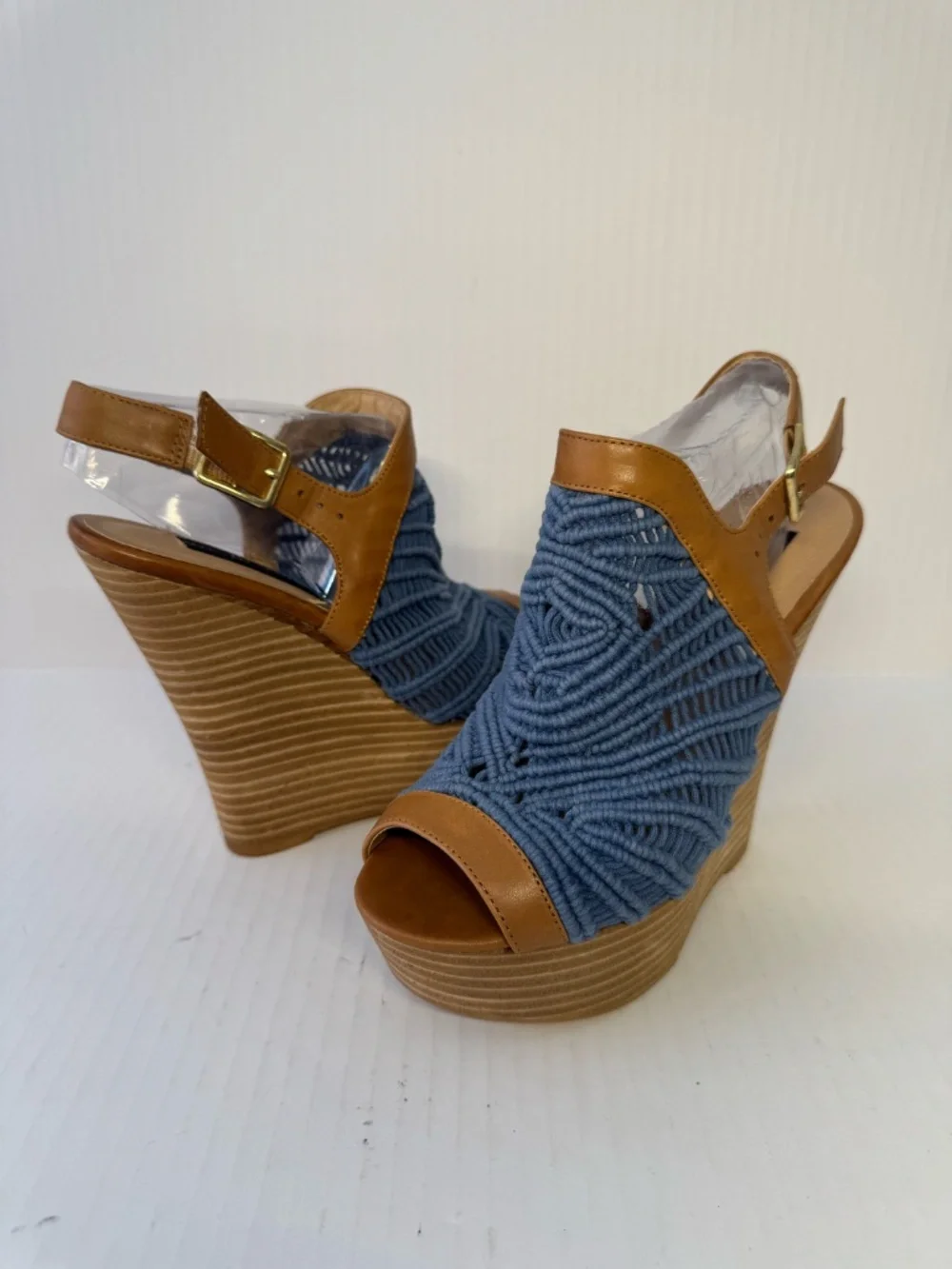 Steve Madden Blue Macramé Wedge Sandals Size 6 Resort Boho Platform Heels